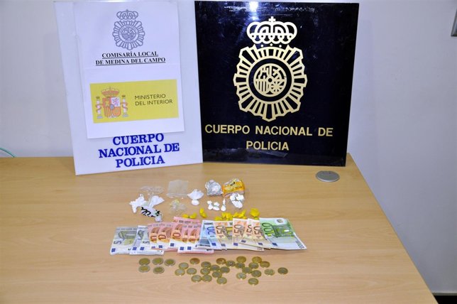 Sustancias ocupadas al detenido. 