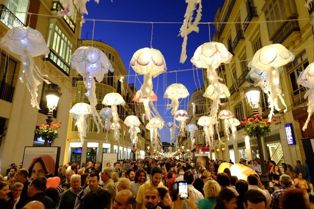 Medusas en calle Larios en La Noche en Blanco de Málaga 2015