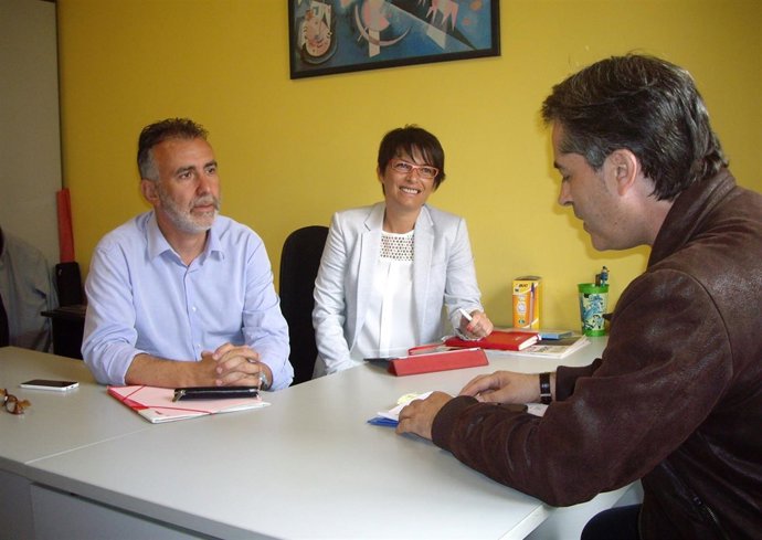 Ángel Víctor Torres y Elena Máñez