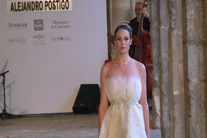 Jessica Bueno, de novia a dos meses de su boda 