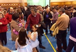 Íñigo de la Serna en un encuentro con vecinos