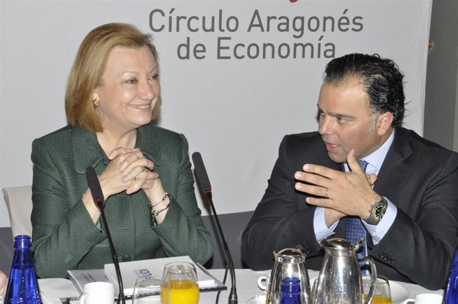 La presidenta de Aragón en el encuentro del Círculo Aragonés de Economía.