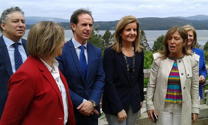 La ministra Fátima Báñez en Bamio (Pontevedra).
