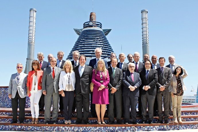 Reunión del comité ejecutivo de Fomento del Trabajo a bordo de un crucero