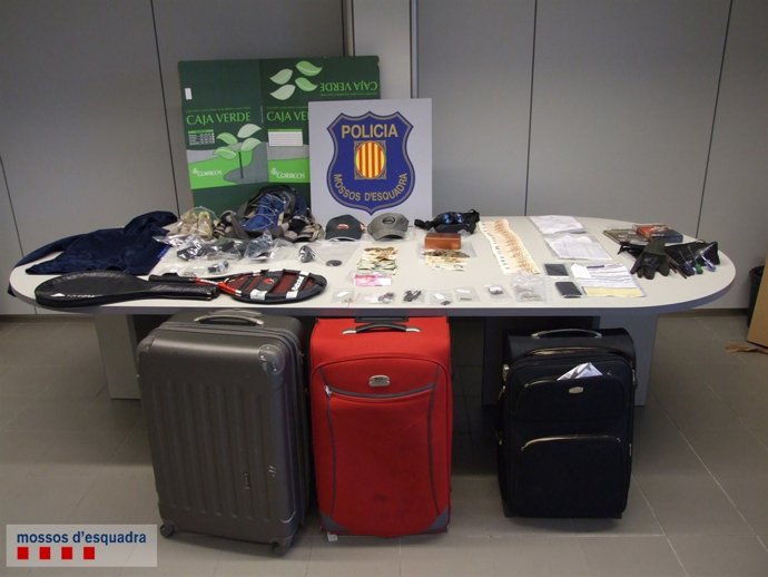 Dos detenidos 'in fraganti' cuando robaban en una casa de Sant Esteve Sesrovires