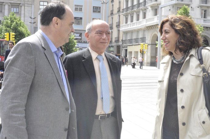 Irene Lozano con Manuel López Gascón y Jesús López (UPyD).