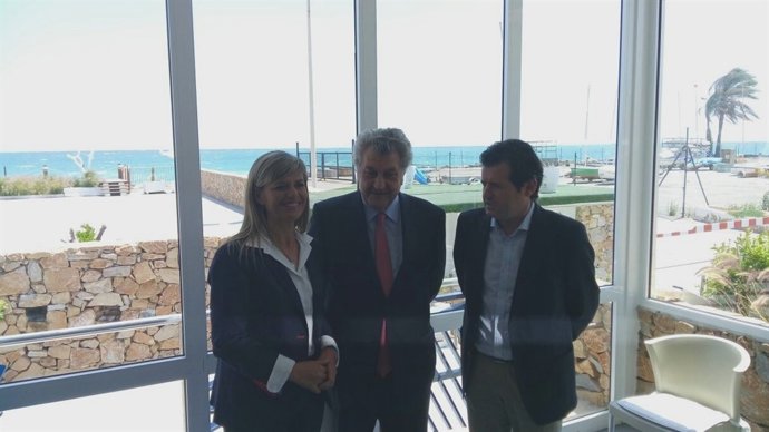 Sánchez Zaplana, Posada y Ciscar antes de un almuerzo con empresarios