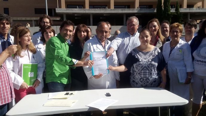 Firma pacto Sanidad en Talavera