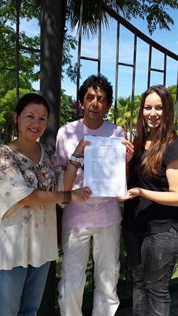 Presentación de denuncia por las 17 Rosas de Guillena (Sevilla)