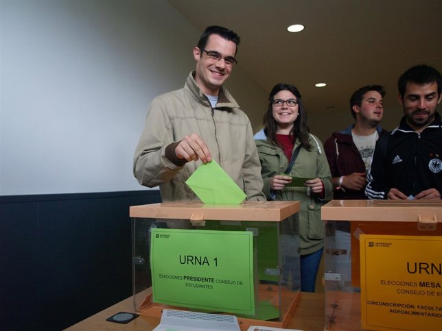 Alberto Espiga presidente Consejo Estudiantes de la UR