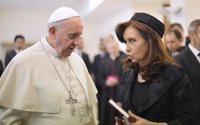 El Papa escribe una carta a Fernández y reza por una "pacífica convivencia"