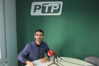 Usuaris demanen aparcar la llançadora a l'Aeroport fins millorar la capacitat de Rodalies