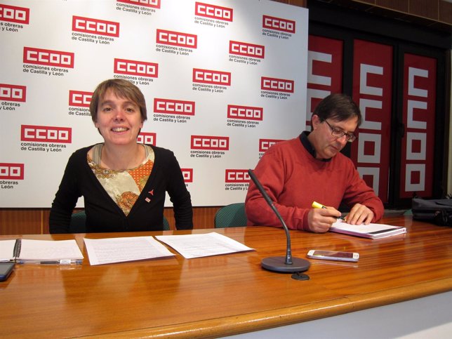 Elena Fernández y César Arenas presentan el decálogo educativo de CC.OO. 