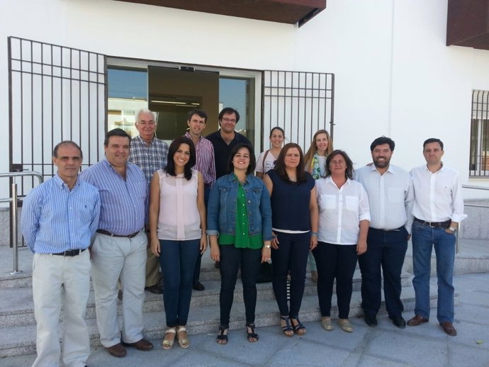 Reunión de Virginia Pérez con candidatos del PP en la Vega del Guadalquivir