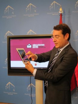 El portavoz del Gobierno regional, José Gabriel Ruiz