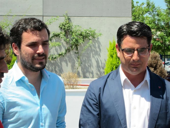 Alberto Garzón y Pedro García