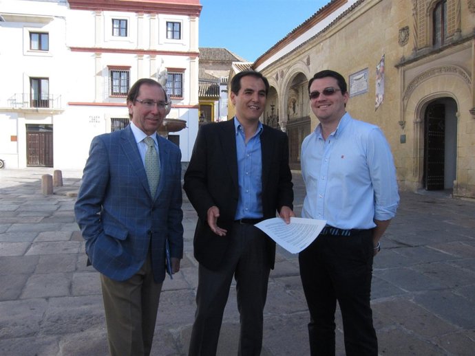José Antonio Nieto con José María Bellido y Rafael Jaén