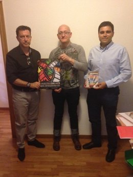 Reunión de ciudadanos con colectivos LGTB