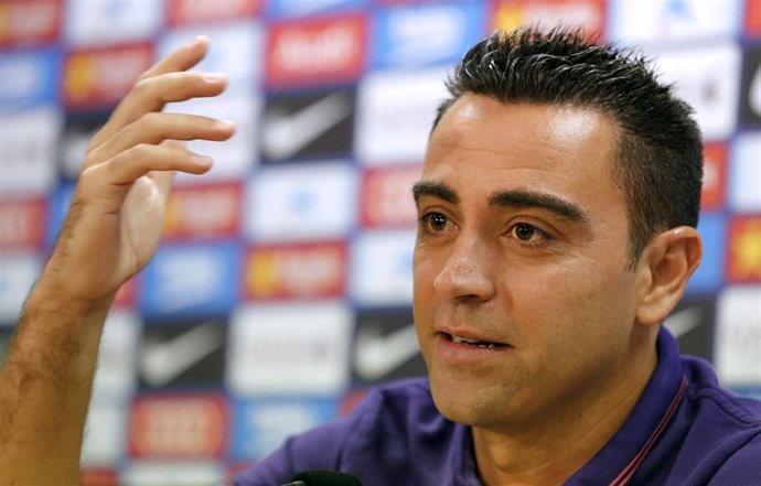 Xavi en su rueda de prensa para confirmar su adiós del Barça