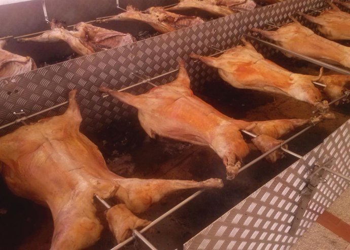 Cordero de Extremadura asado al estilo burduntzi