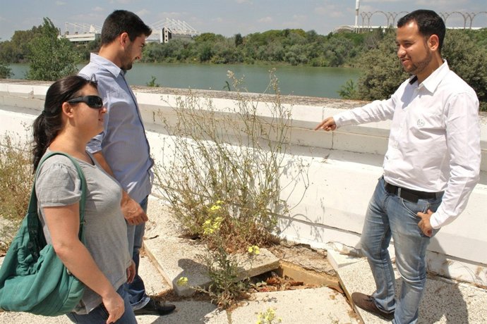 Daniel González Rojas visita el paseo Juan Carlos I