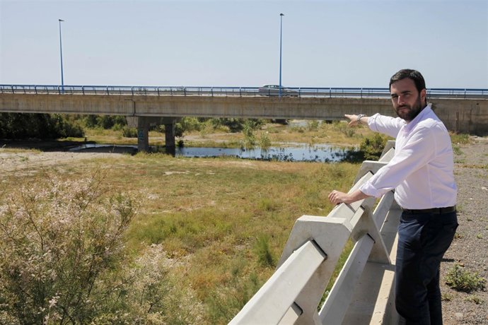 El concejal de Salud y Consumo del Ayuntamiento de Almería, Carlos Sánchez