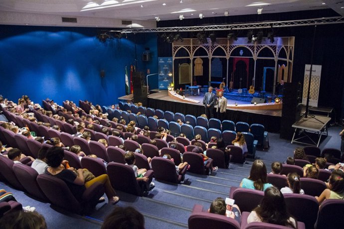 Más de 800 escolares en Tres Culturas