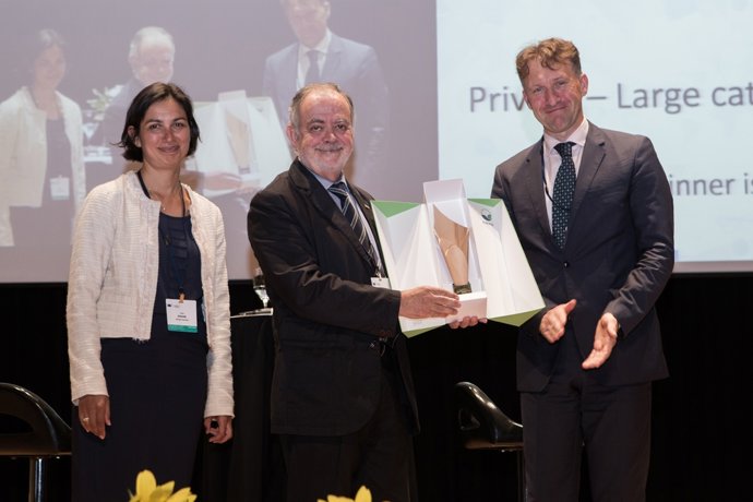 Manel Xifra, presidente de Comexi Group recibe el premio Emas
