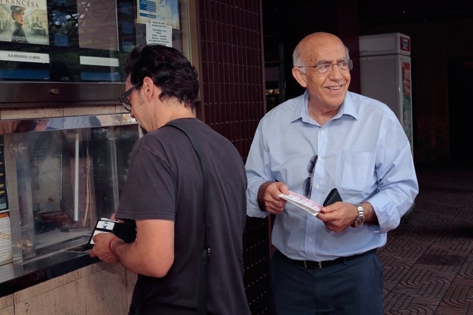 Gras, en la taquilla del cine