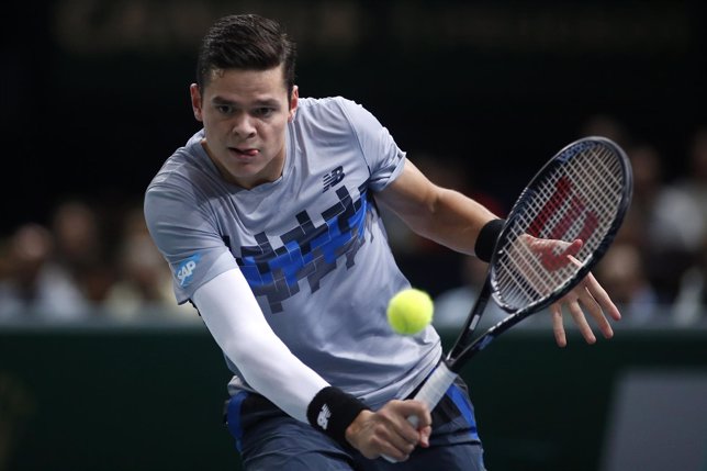 Raonic frena a Federer y se cita con Berdych en semifinales