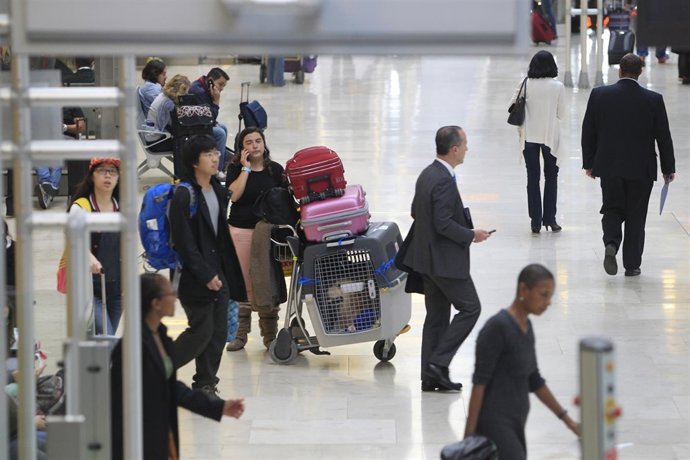 Aeropuerto de Barajas, turismo, turistas, viajeros, viajes, avión, avión, AENA.