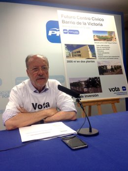 De la Riva durante la presentación del programa 'popular' de Atención Ciudadana