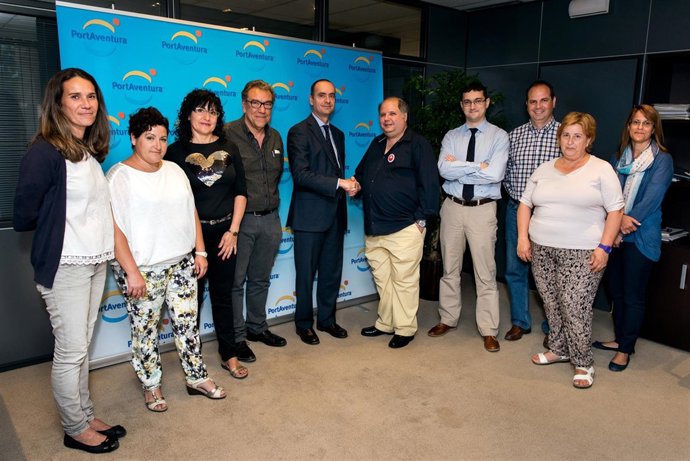 Dirección de PortAventura y CC.OO. Firman el nuevo convenio