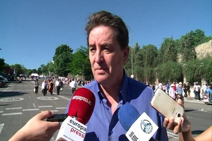 L candidato de Izquierda Unida a la presidencia de la Comunidad de Madrid, Luis 