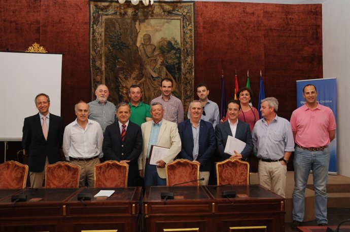 Fuentes con los cooperativistas