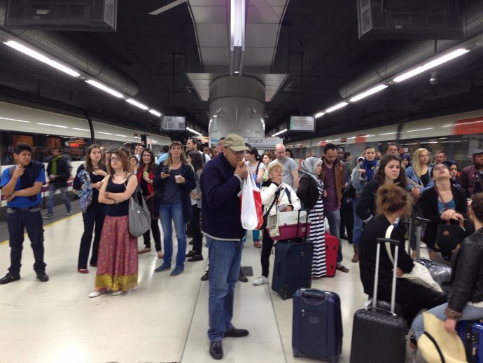 Retrasos en la estación de sants por una incidencia en el cotrol de trenes