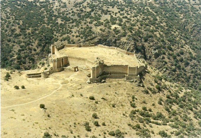 Castillo de Montalbán