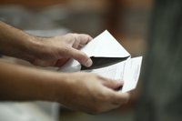 Los candidatos baleares eligen la mañana para acercarse a votar