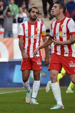 Verza, del Almería, tras el gol de Neymar