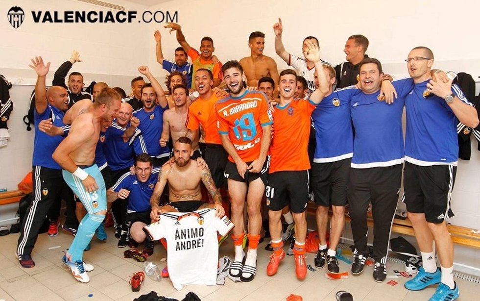 El Valencia celebra su clasificación para la 'Champions'