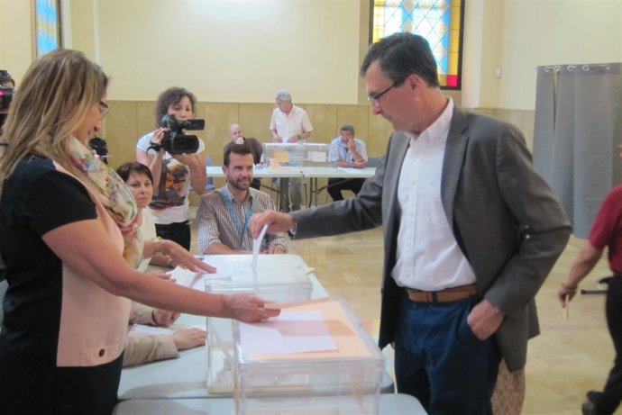 El candidato popular José Ballesta