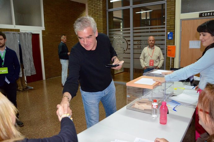 José María Fuentes Pila, candidato del PRC en Santander 