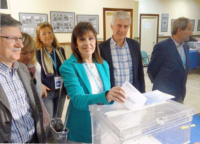 La candidata del PP en el Ayuntamiento de Lleida, Dolors López