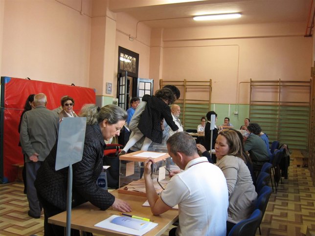 La participación, ligeramente superior a la de 2011