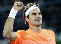 Federer arranca con victoria en París y se enfrentará a Granollers