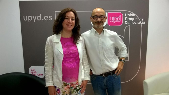 Los candidatos de UPyD en su comparecencia tras conocerse los resultados