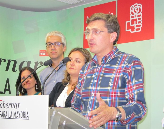 El secretario general del PSOE de Almería, José Luis Sánchez Teruel