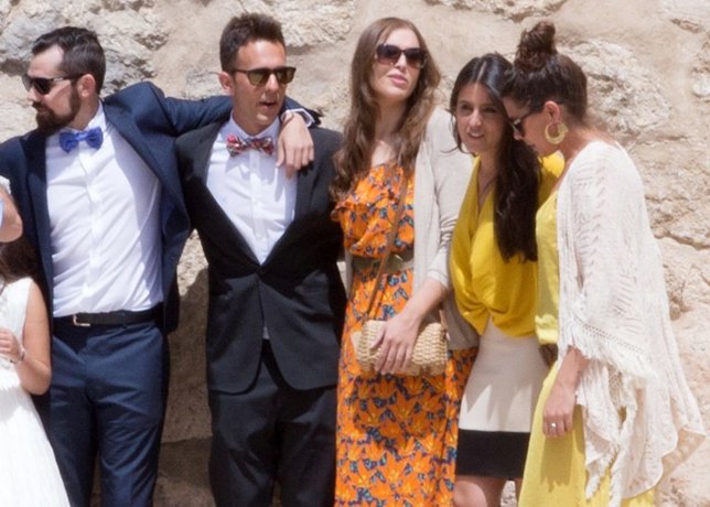 SARA CARBONERO E IKER CASILLAS NO ESTAN EN LA COMUNIÓN FAMILIAR 