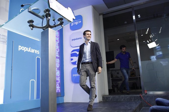 Pablo Casado en la sede del PP