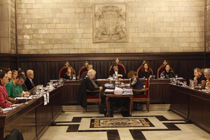 Pleno del Ayuntamiento de Girona